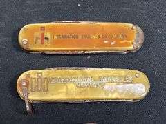 (4) IH Pocket Knives