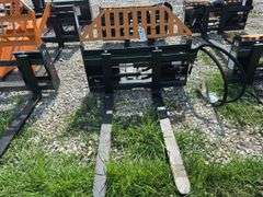 Hydraulic Skid Steer Fork Attachment