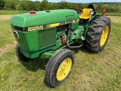 John Deere 2255