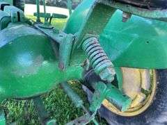 John Deere Model LA