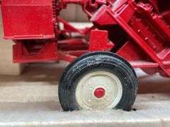 1/16 McCormick Picker Special Edition NIB Ertl