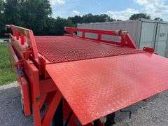 Three-Sided Telescopic Mobile Loading Ramp