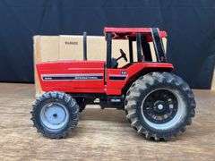 1/16 IH 5488 NIB Ertl