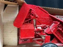 1/16 McCormick Picker Special Edition NIB Ertl