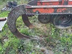 8 Shank 3-pt ripper.