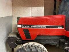 1/16 Case-IH Magnum 7150 Special Edition NIB Ertl