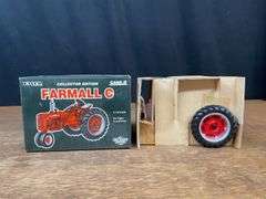 1/16 Farmall C Collector NIB Ertl