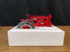 1/16 Farmall F20 Precision NIB Ertl