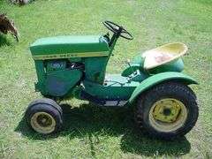 1967 John Deere 112 Round Fender