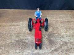 1/16 Farmall H 50th Anniversary NIB Ertl