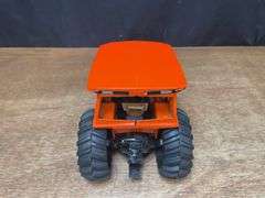 1/16 AC 8010 1982 Reno Ertl