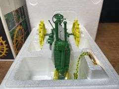 1/16 John Deere A Precision NIB Ertl
