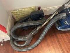 Kenmore Whispertone 200 Vaccuum