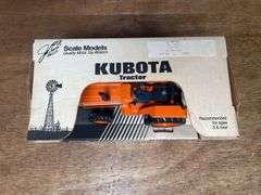 1/16 Kubota L2850 NIB SM
