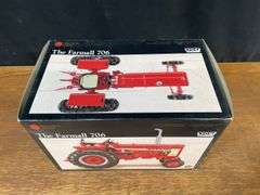 1/16 Farmall 706 Precision NIB Ertl