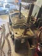 Tire changer (?)