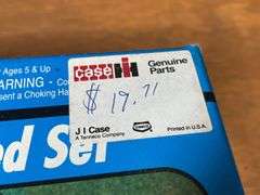(2) 1/64 Farm Country Sets NIB Ertl