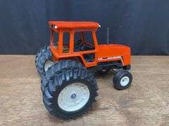1/16 AC 8030 1982 Reno Ertl