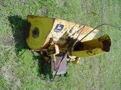 1967 John Deere 112 Round Fender