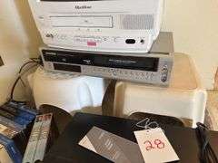 Miscellaneous Technology Lot - TV, VCR, Radio