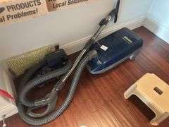 Kenmore Whispertone 200 Vaccuum