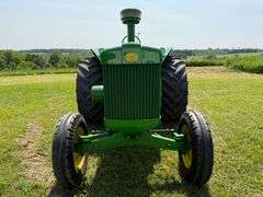 John Deere 820 SN: 8232162 3500 original hours