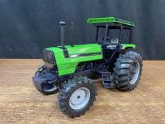 1/16 Deutz-Allis 9150 Collector NIB Ertl