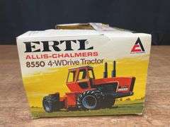 1/32 AC 8550 NIB Ertl