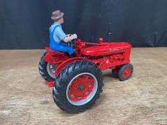 1/16 Farmall H 50th Anniversary NIB Ertl