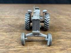 1/43 Farmall 1206 Pewter NIB SC