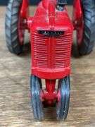 1/16 Farmall H Special Edition NIB Ertl