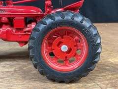 1/16 Farmall H Special Edition NIB Ertl
