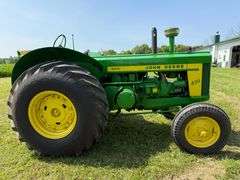 John Deere 820 SN: 8232162 3500 original hours