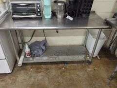 NSF Gridmann Stainless Top Table - 5 ft