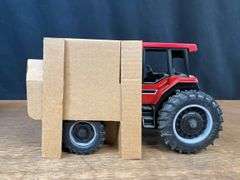 1/16 Case-IH Magnum 7240 1994 Farm Show NIB Ertl