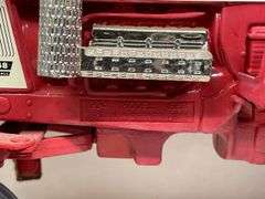 1/16 IH 1568 NIB Ertl