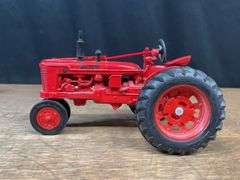 1/16 Farmall H Special Edition NIB Ertl