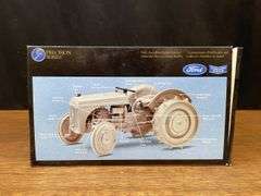 1/16 Ford 2N Precision NIB Ertl