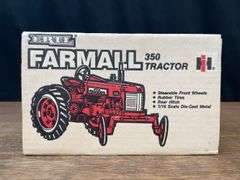 1/16 Farmall 350 NIB Ertl
