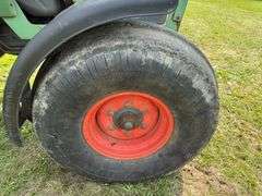 Low Hour Fendt 306LS with Loader