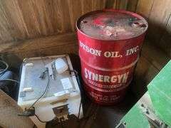 Small Sandblasting Cabinet and Drum Barrel