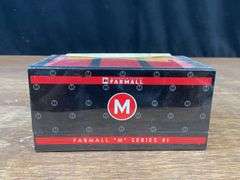 1/64 Farmall M Set NIB Ertl