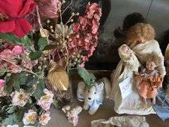 Lot of decorative Dolls and flowers