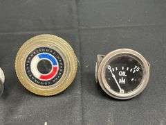 (3) IH Gauges