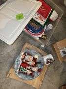 ￼Assorted Christmas Platters & Mugs