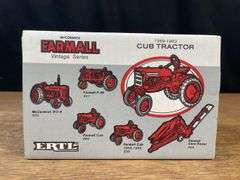 (2) 1/16 IH Farmall Cub NIB Ertl