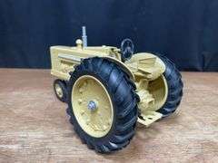 1/16 Cockshutt 570 1987 NFTM Ertl