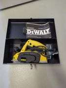 DeWalt DW677 - 3 1/4" Heavy Duty Planer