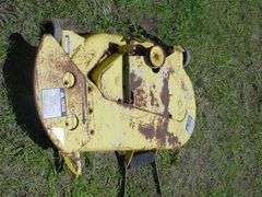 1967 John Deere 112 Round Fender