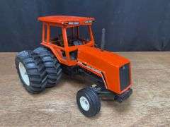 1/16 AC 8030 1982 Reno Ertl